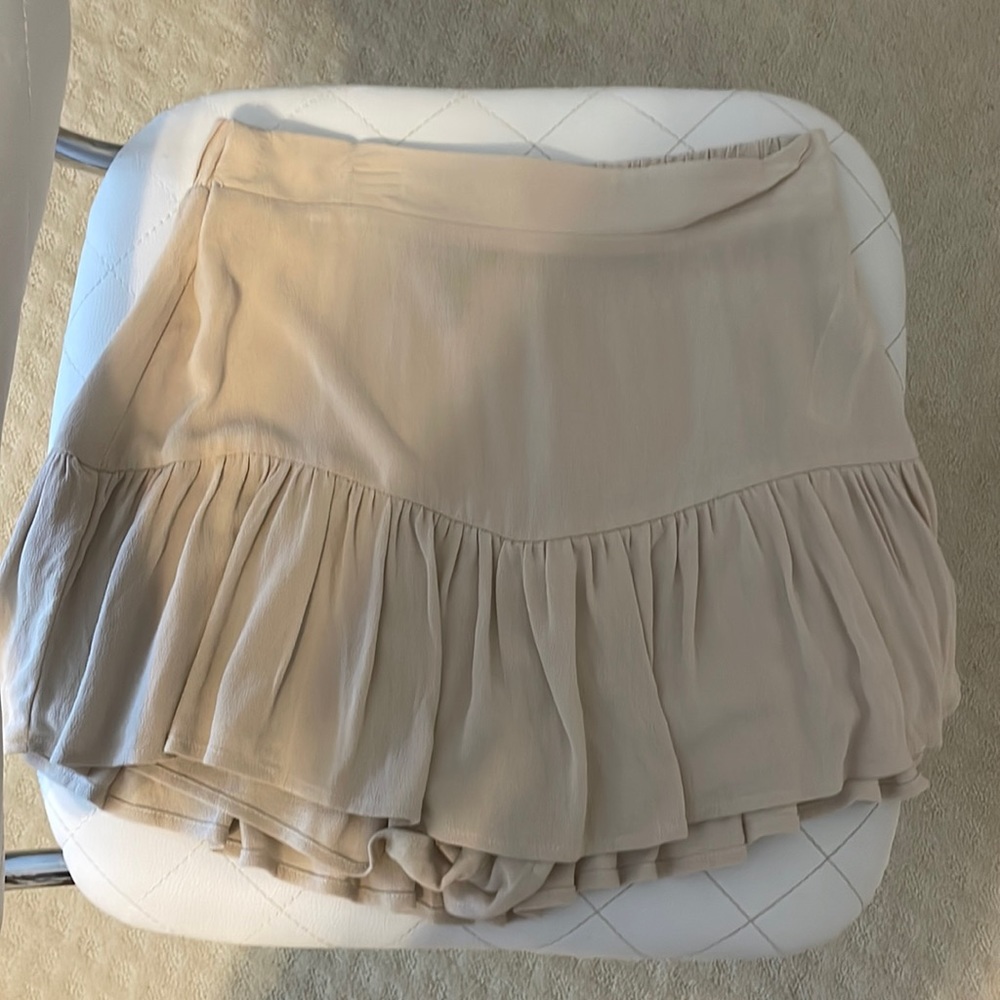 mini skirt